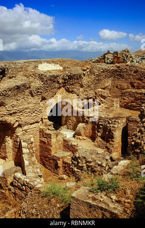 Rovine di romain vasca da bagno. Città romana Apamea. Siria, Medio Oriente Foto Stock