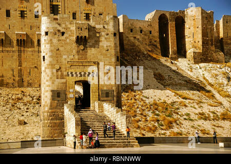 Citadelle fort. Aleppo. Siria, Medio Oriente Foto Stock