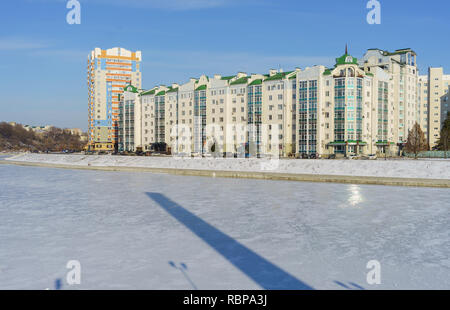 Febbraio 7, 2018 Orel, Russia fiume Oka sotto il ghiaccio a Orel Foto Stock