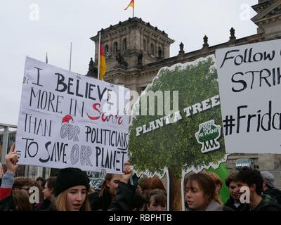 "FridaysForFuture' Berlino protesta 14-12-2018 04. Foto Stock