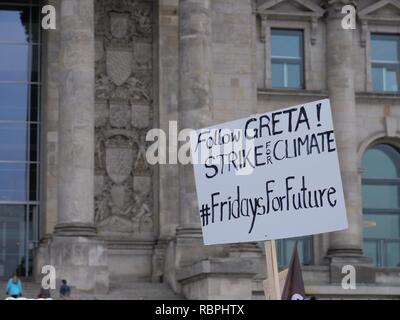 "FridaysForFuture' Berlino protesta 14-12-2018 17. Foto Stock