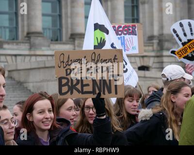 "FridaysForFuture' Berlino protesta 14-12-2018 22. Foto Stock