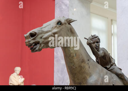 Questa scultura è semplicemente spettacolare e ti fa veramente sentire come il cavallo al galoppo a voi. È stato detto abbastanza. Foto Stock