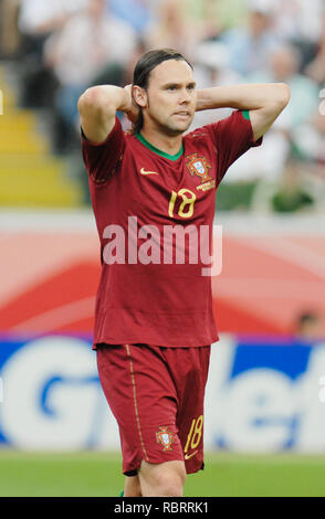 FIFA WM Stadion Frankfurt Germania, 17.06.2006, fifa, Coppa del Mondo Germania 2006 Portogallo vs Iran 2:0 --- SU MANICHE (POR) Foto Stock