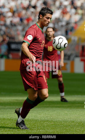 FIFA WM Stadion Frankfurt Germania, 17.06.2006, fifa, Coppa del Mondo Germania 2006 Portogallo vs Iran 2:0 --- Cristiano Ronaldo (POR) Foto Stock