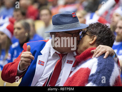 Herning, Danimarca. Xi gen, 2019. I tifosi norvegesi durante il gruppo C pallamano match tra la Tunisia e la Norvegia in Jyske Bank Boxen di Herning durante il 2019 IHF Pallamano Campionato del Mondo in Germania e Danimarca. Credito: Lars Moeller/ZUMA filo/Alamy Live News Foto Stock