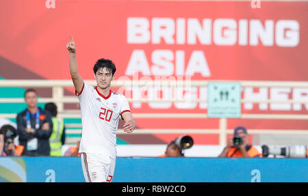 Abu Dhabi, Emirati arabi uniti (EAU). Xii gen, 2019. Iran's Sardar Azmoun festeggia dopo il suo secondo obiettivo durante il 2019 AFC Coppa d'asia emirati arabi uniti 2019 GRUPPO D match tra il Vietnam e Iran ad Abu Dhabi, negli Emirati Arabi Uniti (EAU), Gennaio 12, 2019. Credito: Ding Xu/Xinhua/Alamy Live News Foto Stock