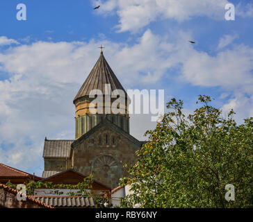 Cattedrale di Svetitskhoveli di Mtskheta, Georgia. Si tratta di un Orientale cattedrale ortodossa, la seconda più grande chiesa in Georgia. Foto Stock