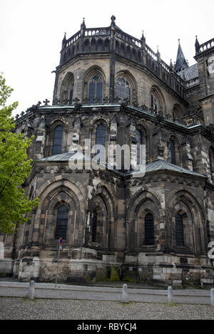 La Cattedrale di Magdeburgo fu costruito a partire dal 1207 sulle rovine di vecchie chiese fondata nel 937 dall'imperatore tedesco Ottone I il Grande. Foto Stock