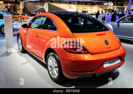 Bruxelles - Jan 10, 2018: Volkswagen maggiolino auto esposti all Expo di Bruxelles Autosalon motor show. Foto Stock