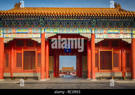 The Forbidden City is a palace complex in central Beijing, China. Foto Stock