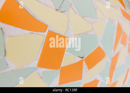 Mosaico. Multi-colorati mosaici di piastrelle di ceramica. Foto Stock