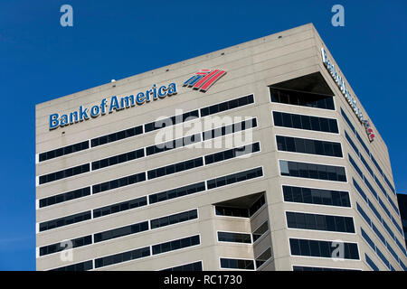 Un segno del logo al di fuori di una struttura occupata dalla Bank of America, a Baltimora, Maryland il 11 gennaio 2019. Foto Stock