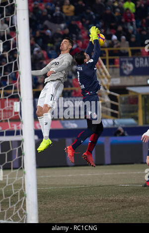 Bologna, Italia. Xii gen, 2019. durante la partita di calcio per il secondo round del Coppa Italia Bologna vs Juventus, Stadio Renato Dall'Ara del 12 gennaio 2019 Credit: Indipendente Agenzia fotografica/Alamy Live News Foto Stock