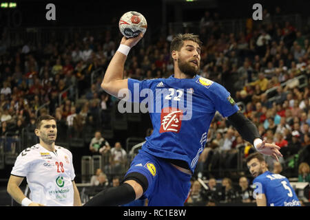 Berlino, Germania. Il 12 gennaio 2019. Luka Karabatic (Francese) durante la IHF Uomini del Campionato del Mondo 2019, Gruppo una partita di pallamano tra la Francia e la Repubblica di Serbia sul gennaio 12, 2019 a Mercedes-Benz Arena a Berlino, Germania - Photo Laurent Lairys / DPPI Credito: Laurent Lairys/Agence Locevaphotos/Alamy Live News Foto Stock