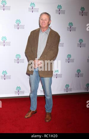 Palm Springs, CA. Xi gen, 2019. Tristan Rogers presso gli arrivi per camminare a LAS VEGAS Premiere al trentesimo annuale di Palm Springs International Film Festival, Richards Centro per le Arti a Palm Springs High School, Palm Springs, CA 11 gennaio 2019. Credito: Priscilla concedere/Everett raccolta/Alamy Live News Foto Stock