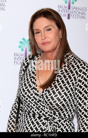 Palm Springs, CA, Stati Uniti d'America. Xi gen, 2019. PALM SPRINGS - Jan 11: Caitlyn Jenner al ''a piedi a Las Vegas'' Premiere mondiale alla Richards Centro per le arti su gennaio 11, 2019 in Palm Springs, CA Credito: Kay Blake/ZUMA filo/Alamy Live News Foto Stock