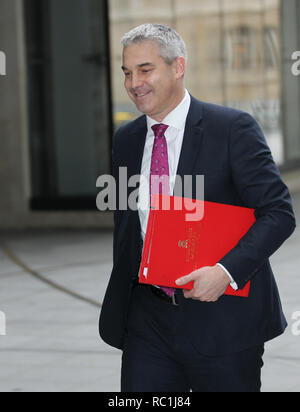 Londra, Regno Unito, 13 gennaio 2019. Stephen Barclay Segretario di Stato per l'uscita dall'Unione europea visto negli studi della BBC a Londra Foto Stock