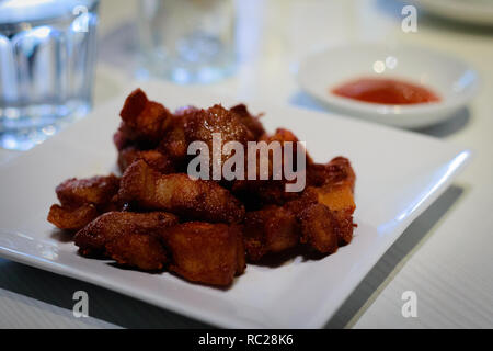 Fermentato Namyu tofu fritto pancetta di maiale Foto Stock