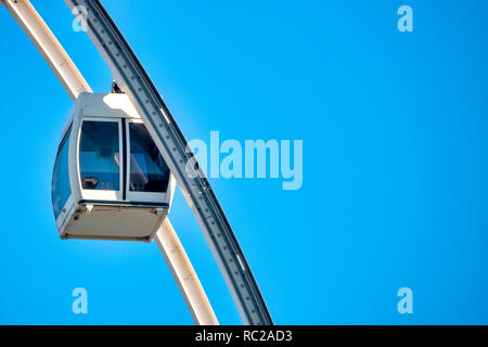 Immagine ravvicinata di una ruota panoramica Ferris cabina Foto Stock