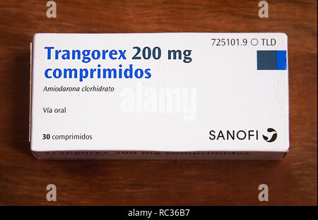 Caracas, Distretto Capitale / Venezuela - 12 22 2018: amiodarone è un farmaco antiaritmico usato per trattare e prevenire un certo numero di tipi di battiti cardiaci irregolari Foto Stock