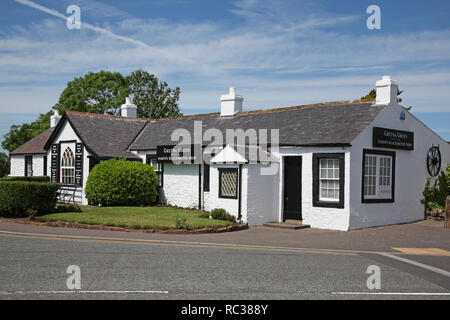 Famoso Fabbri Shop (dal 1754) a Gretna Green, Scozia, appena oltre il confine da Inghilterra, dove le coppie eloped a sposarsi oltre l'incudine Foto Stock