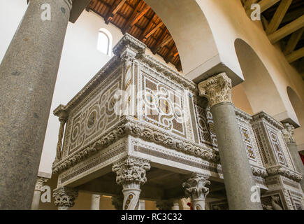 Il pulpito di San Pantaleone duomo di Ravello, Campania, Italia meridionale. Foto Stock