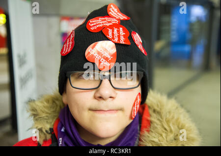 Gdansk, Polonia. 13 gennaio 2019. 27 finale della grande orchestra di Natale carità (Wielka Orkiestra Swiatecznej Pomocy WOSP) in Gdansk, Polonia. 13 gennaio 2019 © Wojciech Strozyk / Alamy Live News Credito: Wojciech Stróżyk/Alamy Live News Foto Stock