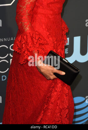 LOS ANGELES, CALIFORNIA - 13 gennaio: Nina Dobrev assiste la ventiquattresima edizione critica' Choice Awards a Barker Hangar su gennaio 13, 2019 in Santa Monica, California. Foto: imageSPACE/MediaPunch Foto Stock