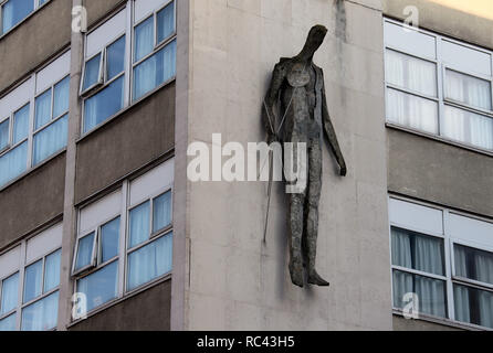 Vulcan da Boris Tietze su Castle House a Sheffield Foto Stock