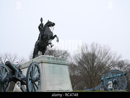 Andrew Jackson statua con cannoni a Washington DC Foto Stock