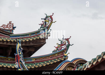 Il carving dettagli su Il Tempio di South Putuo o Nanputuo a Xiamen Foto Stock