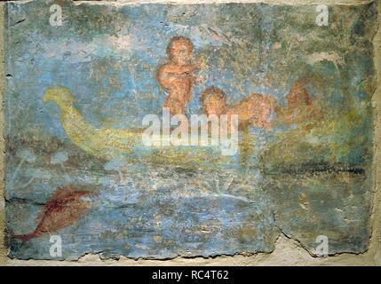 Affresco romano raffigurante una scena nilotica con tre i pigmei in una barca di papiro tra le ninfee e pesci di grandi dimensioni. Seconda metà del I secolo d.c. Casa di Julia Felix II, 4, 3. Ninfeo. Da Pompei. Museo Archeologico Nazionale. Napoli. L'Italia. Foto Stock