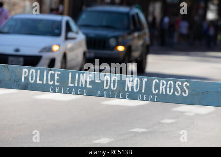 Chicago, Illinois, Stati Uniti d'America - 15 Settembre 2018: Chicago city street bloccato dal Chichago Dipartimento di Polizia Foto Stock