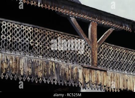 BARANDILLA DE UNA CASA. Posizione: LA VALLE DEL RIO ARAN. PROVINCIA. Lerida. Spagna. Foto Stock