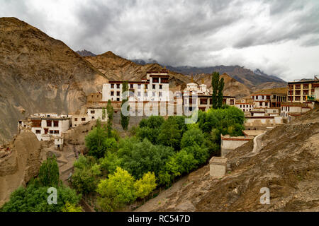 Monastero di Lamayuru, Srinagar Leh autostrada, Leh, Jammu e Kashmir India Foto Stock