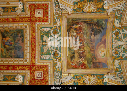 Soffitto nel Museo del Vaticano, Città del Vaticano, Italia Foto Stock