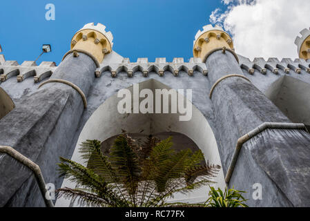 Dettaglio di un bastione del Palacio da Pena Foto Stock