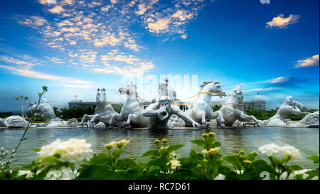 Tainan City, Taiwan - 2018 Giugno 12th: l'Apollo Fountain Plaza di Chimei Art Museum nella città di Tainan, Taiwan. Le statue sono fatte di Carrara italiano m Foto Stock