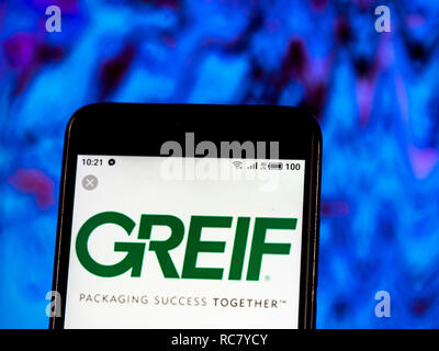 Greif, Inc. Logo della società vede visualizzato sul telefono intelligente. Foto Stock