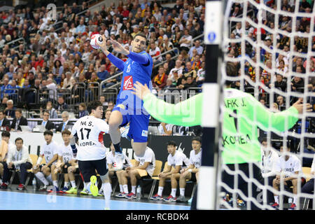 Berlino, Germania. Xiv gen, 2019. Pallamano IHF Uomini del Campionato del Mondo: Francia ala sinistra Mathieu Grebille germogli Credito: Mickael Chavet/Alamy Live News Foto Stock