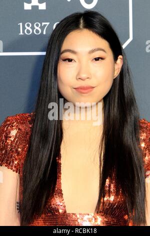 Awkwafina presso gli arrivi per la ventiquattresima edizione critica' Choice Awards, Barker Hangar, Santa Monica, CA 13 gennaio 2019. Foto di: Priscilla concedere/Everett Collection Foto Stock