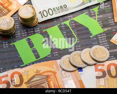 Immagine di denaro e la parola acquista su carta di investimento Foto Stock