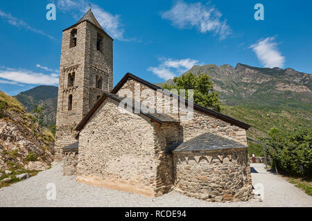 Lo spagnolo arte romanica. Sant Joan de Boi chiesa. La Catalogna. Posizione orizzontale Foto Stock