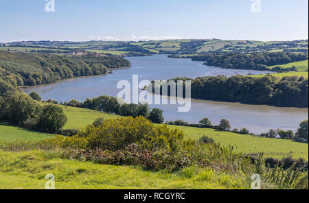 Si piega in 72 km lungo il fiume Bandon come essa si avvicina a Kinsale, County Cork, Repubblica di Irlanda. Foto Stock