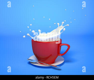 Red mug con latte splash. Con piattino e cucchiaio. Su sfondo blu. Vista dal lato. Percorso di clipping incluso. Foto Stock