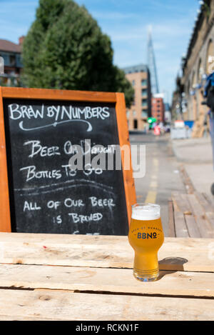 Brew da numeri, Enid Street, Londra Il London Bermondsey birra di miglio Foto Stock