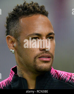 Doha in Qatar. 15 gennaio, 2019. Paris Saint-Germain, il brasiliano Neymar avanti Jr. prende parte alla winter training camp Al Khalifa International Stadium di Doha, Qatar, Gennaio 15, 2019. Credito: Nikku/Xinhua/Alamy Live News Foto Stock