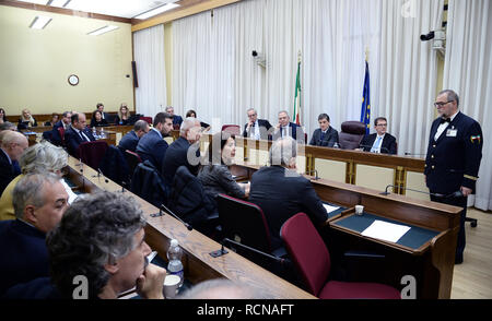 Foto di Fabio Cimaglia / LaPresse il 16-01-2019 Roma Italiano Palazzo San Macuto. Commissione vigilanza Rai Nella foto la commissione riunita foto di Fabio Cimaglia / LaPresse il 16-01-2019 Roma (Italia) Politic Palazzo San Macuto. RAI comitato di sorveglianza del pic il comitato Foto Stock