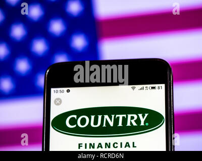 COUNTRY Financial Insurance Company logo che si vede visualizzato sul telefono intelligente. Foto Stock